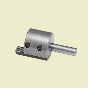 ÇöóÀÌÄ¿ÅÍ
¹Ð¸µ¸Ó½ÅÀÇ ÁÖÃà¿¡ °íÁ¤ÇÏ¿© Endmill¿¡ ºñÇÏ¿© ³ÐÀº Æò¸éÀ» Àý»èÇÒ ¶§ »ç¿ëÇÏ´Â ºÎ¼Óǰ