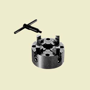 4Á¶Ã´(3¢©)
3¢©´Üµ¿Ã´À¸·Î ïáðÐ(25mm)¿Í æ½ðÐ(80mm)·Î °øÀÛ¹°À» °íÁ¤ÇÏ´Â ºÎ¼Óǰ